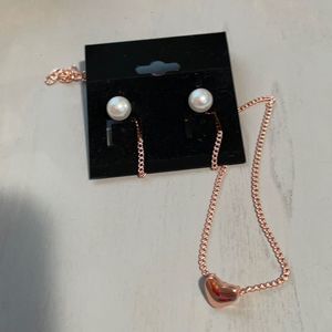 Necklace Set  ( Any 5 Items For $20)